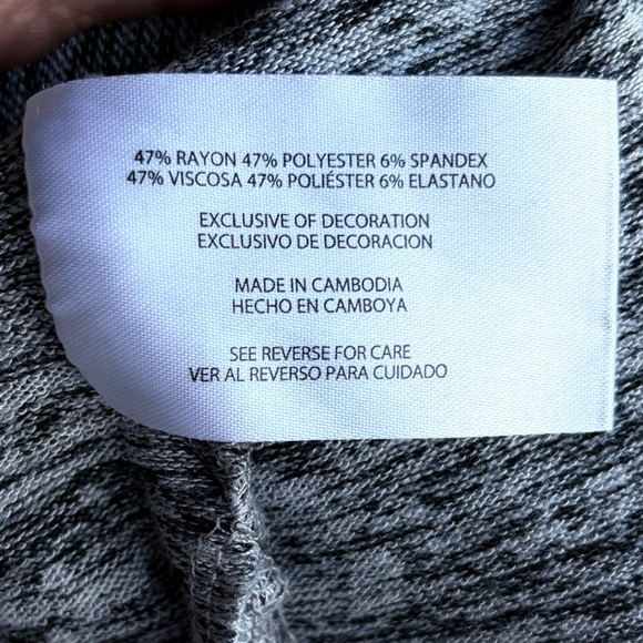 •Banana Republic• Soft Heathered Gray Sweater Knit Top - Size XL - Picture 6 of 8